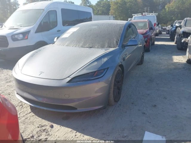 Tesla Model 3 LONG RANGE REAR-WHEEL DRIVE - изображение 2
