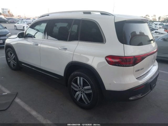 Mercedes-Benz EQB 300 SUV* 4MATIC* ДИСТРОНИК* 360* ШИБИДАХ* ПОДГРЕВИ, снимка 3 - Автомобили и джипове - 53648046