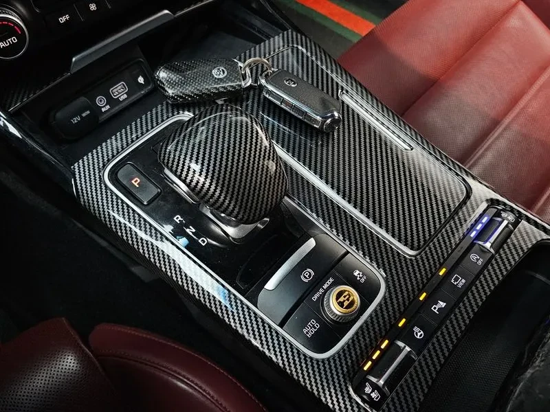 Kia Stinger 3.3 AWD GT - САМО 30% АВАНС, снимка 9 - Автомобили и джипове - 55889035