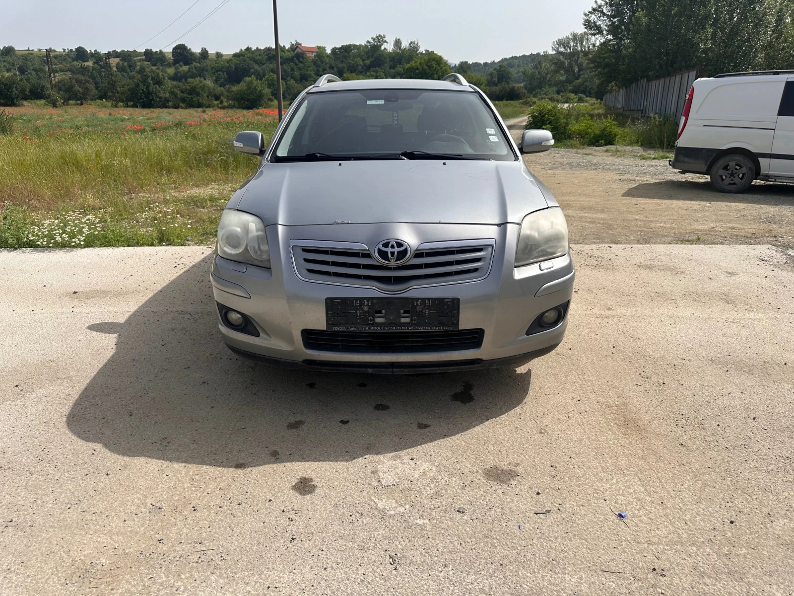 Toyota Avensis 2.2 D-CAT 177к.с НА ЧАСТИ - изображение 2