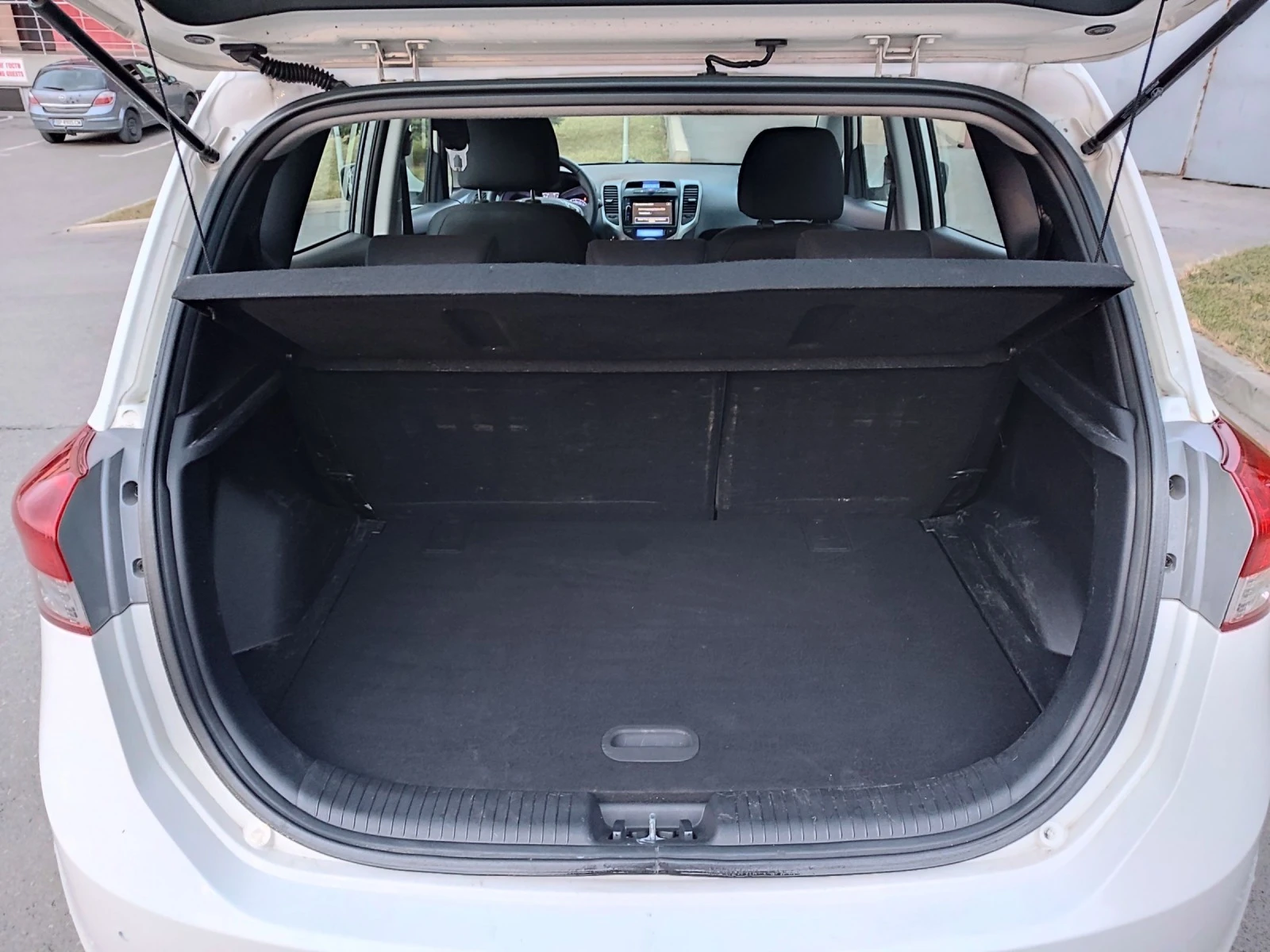 Hyundai Ix20 1.4i GPL 90ps navi | Mobile.bg   14