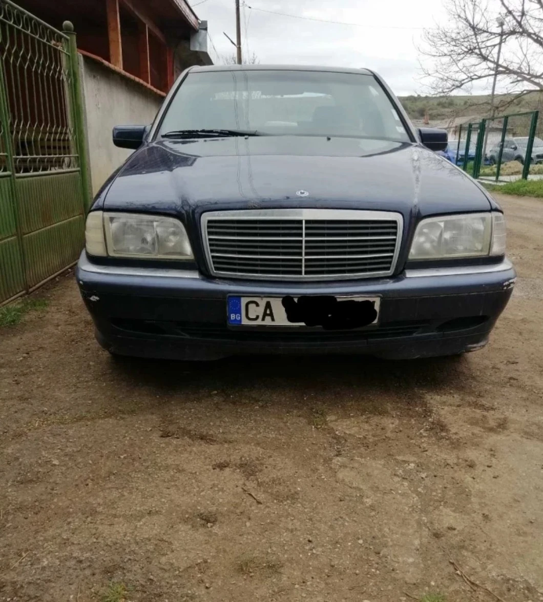 Mercedes-Benz C 200 Газов инжекцион  - изображение 3