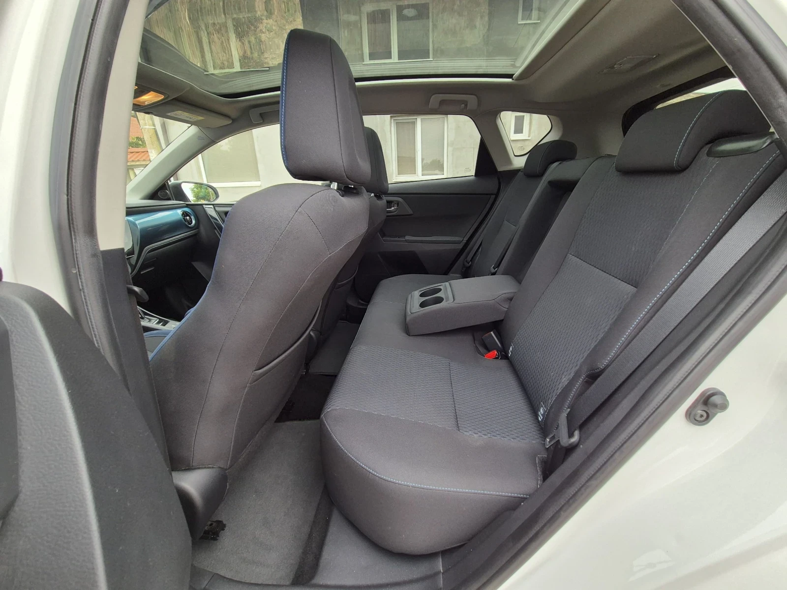 Toyota Auris 1.2t ������� FACE LIFT  | Mobile.bg � ����������� 11