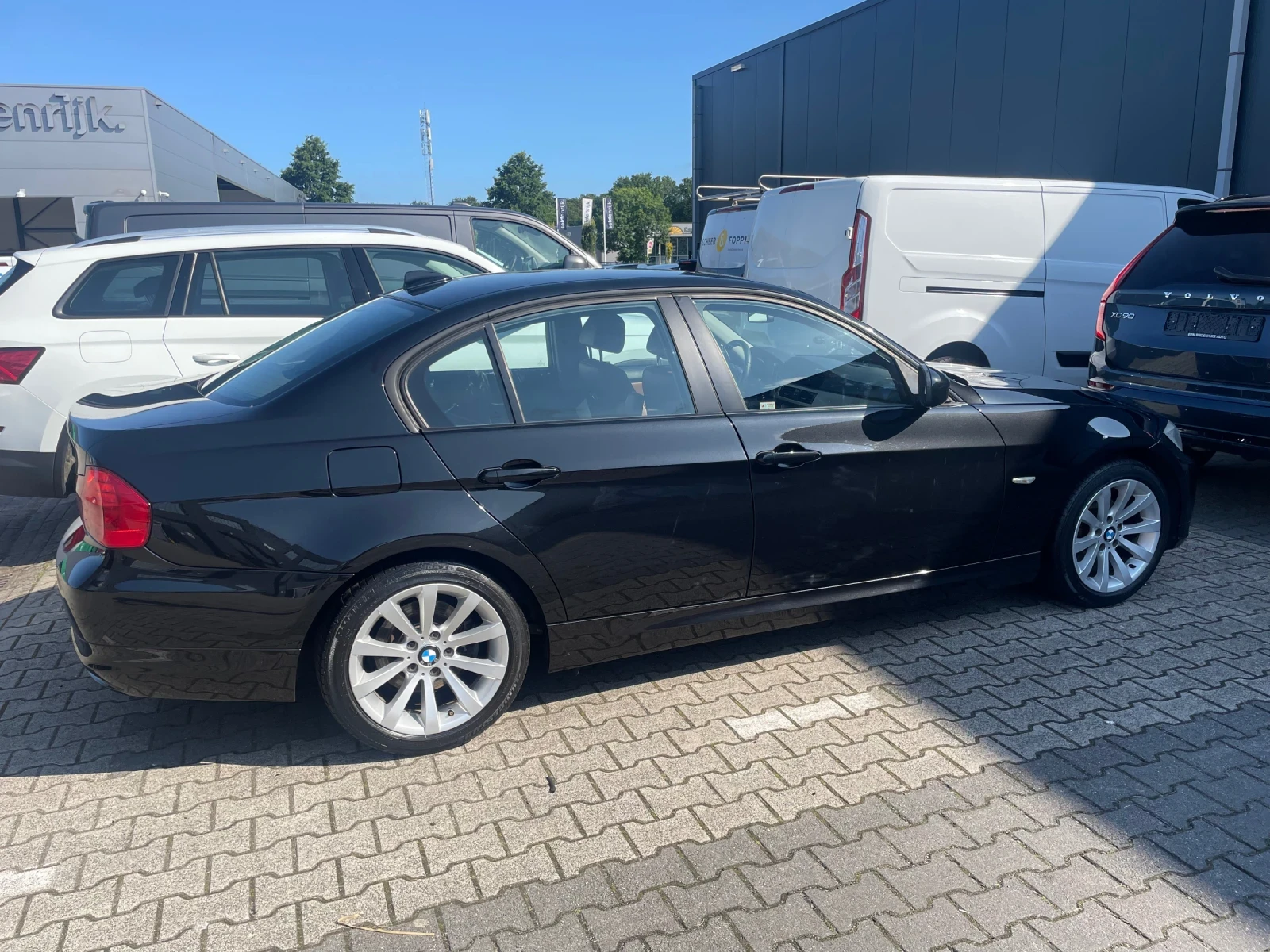 BMW 318  - изображение 3