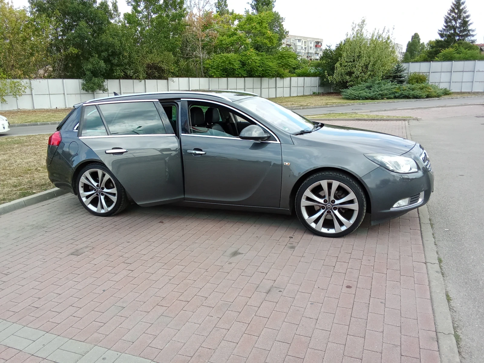 Opel Insignia 2.0 Турбо 220кс - изображение 7