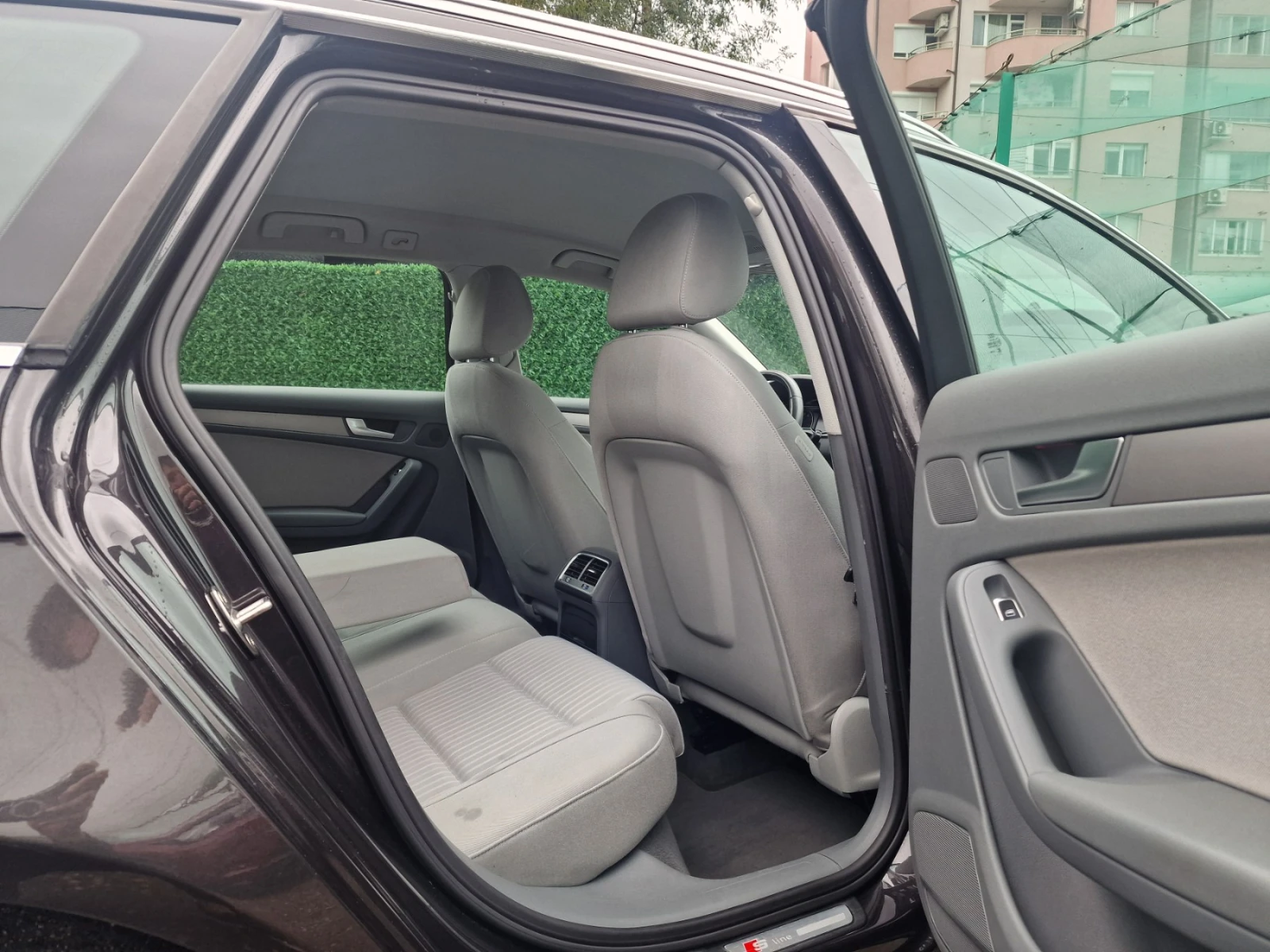 Audi A4 2.0 TURBO S-line QUATTRO | Mobile.bg   12