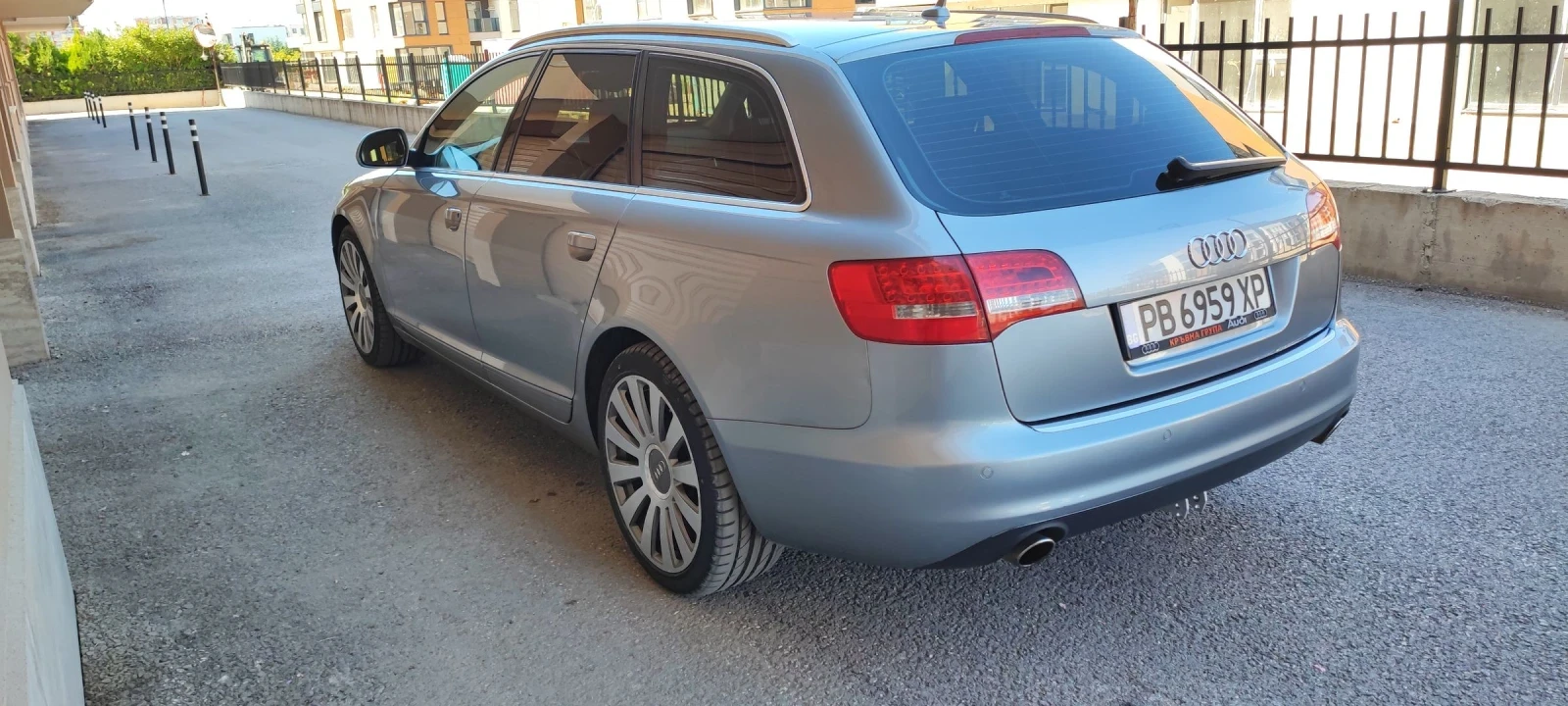 Audi A6 2.8 FSI - изображение 7