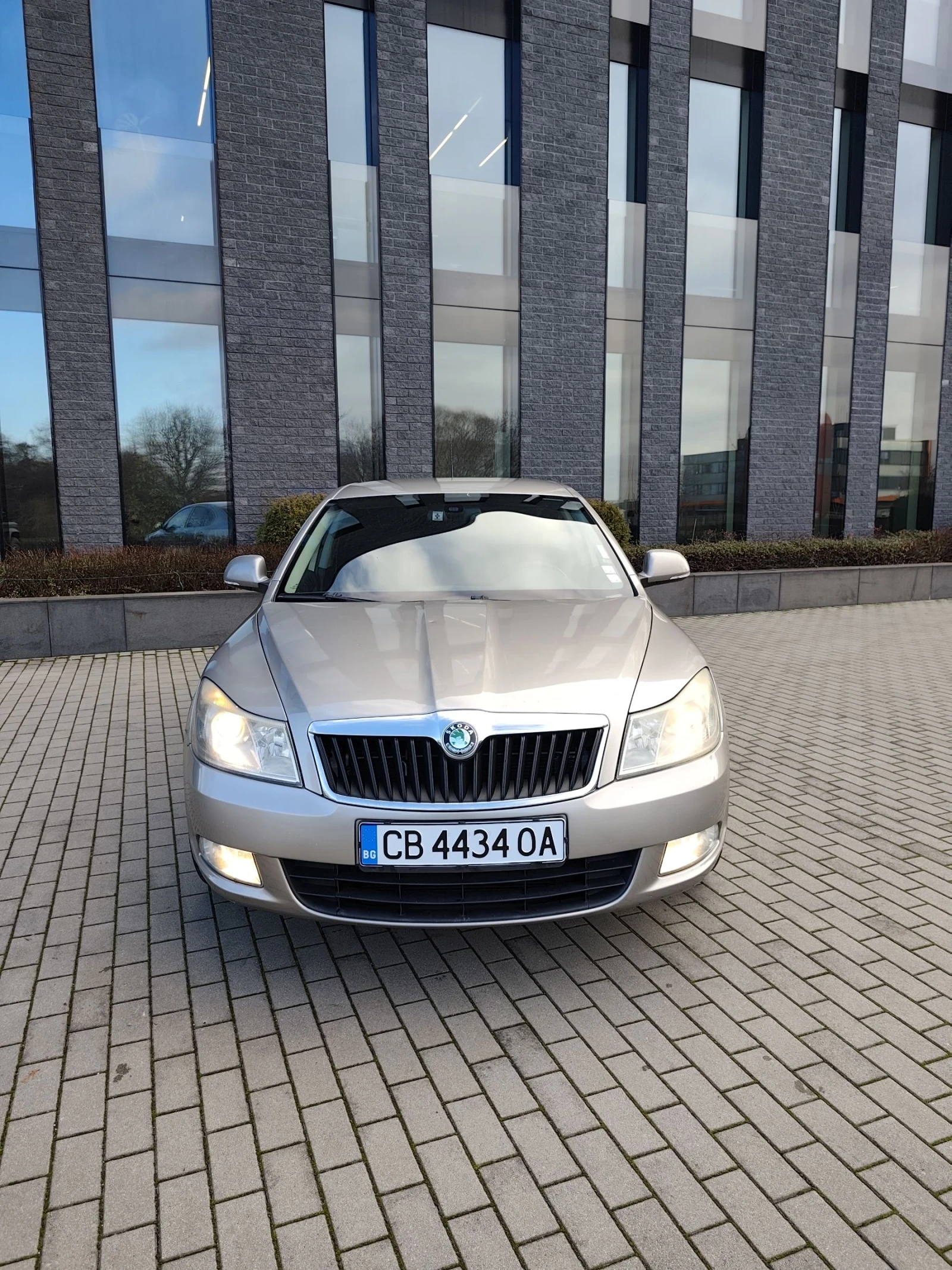 Skoda Octavia 2.0 TDI Common Rail 6 скорости - изображение 9