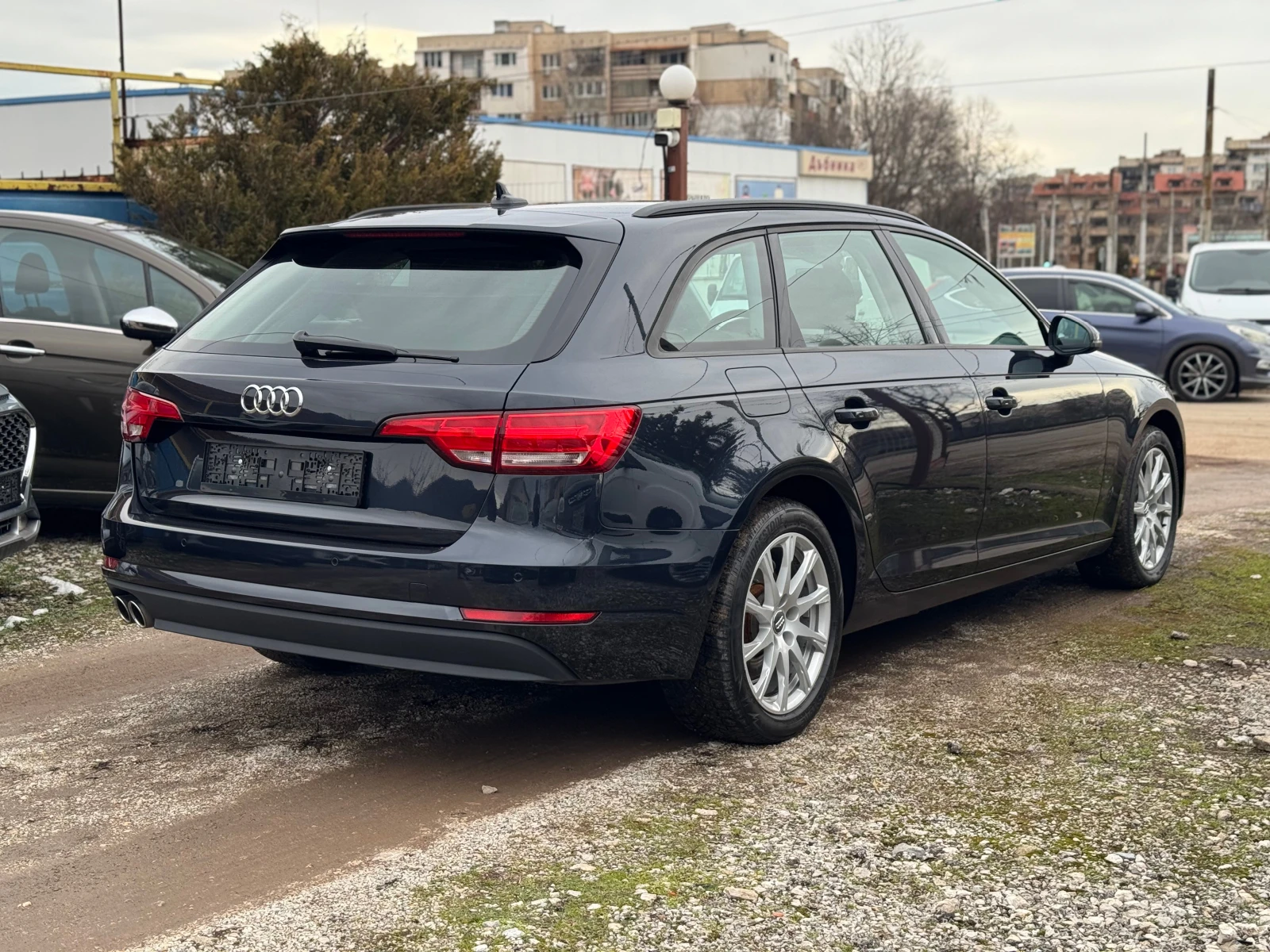 Audi A4 2.0TDI QUATTRO* XENON* NAVI - изображение 6