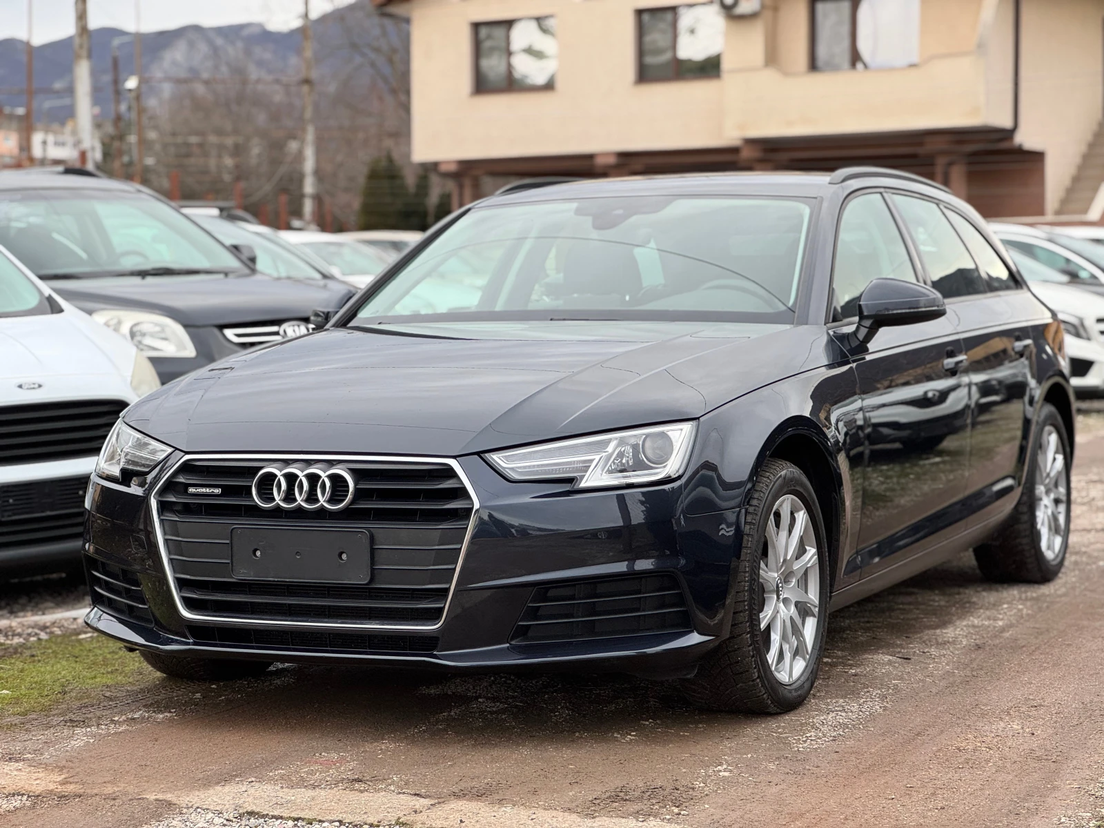 Audi A4 2.0TDI QUATTRO* XENON* NAVI - изображение 2
