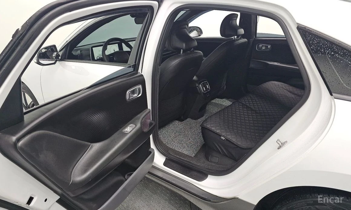 Hyundai Ioniq 6 * LONG RANGE* EXCLUSIVE* КОЖА* ПОДГРЕВ* ОБДУХВАНЕ*, снимка 9 - Автомобили и джипове - 53977540