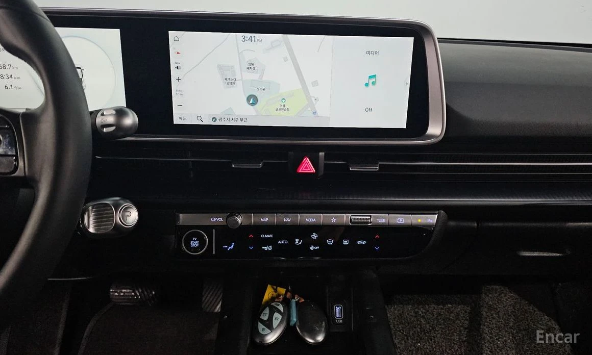 Hyundai Ioniq 6 * LONG RANGE* EXCLUSIVE* КОЖА* ПОДГРЕВ* ОБДУХВАНЕ*, снимка 10 - Автомобили и джипове - 53977540