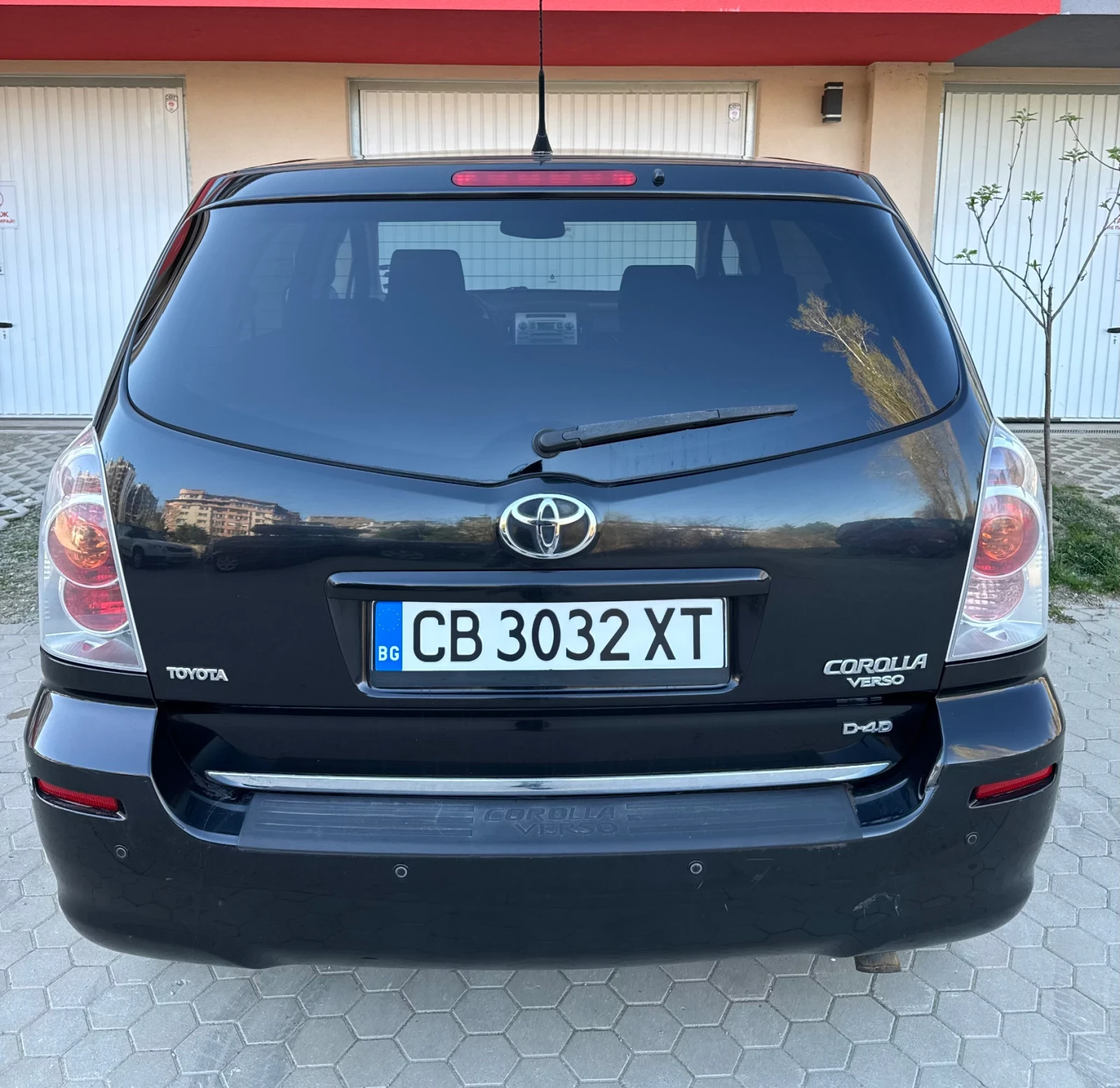 Toyota Corolla verso 2.2 D4D / Регистрирана , снимка 4 - Автомобили и джипове - 54139999