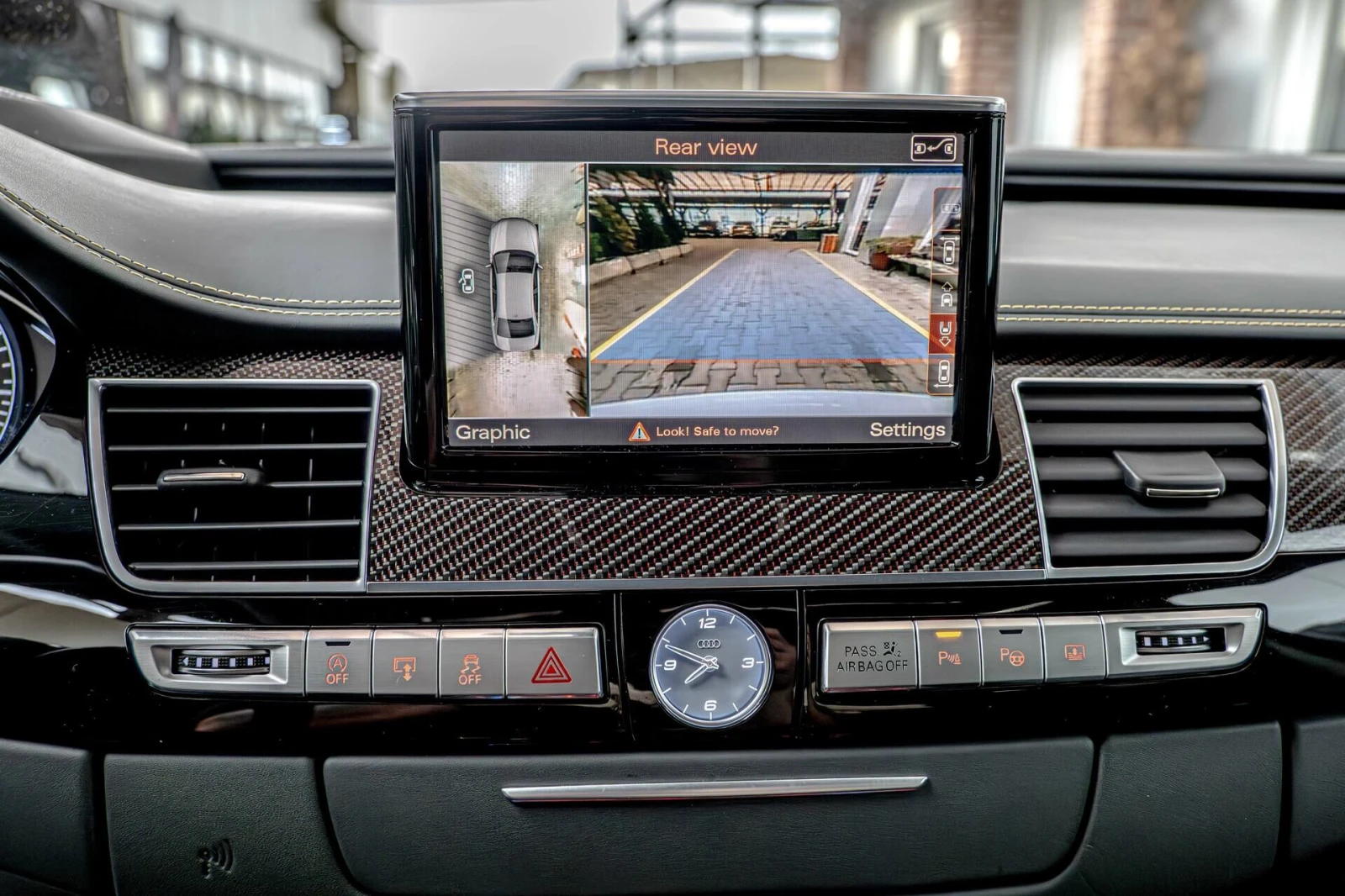 Audi S8 Plus/Bang&Olufsen/Exclusive/HuD/Камера 360/Карбон/, снимка 13 - Автомобили и джипове - 54655992