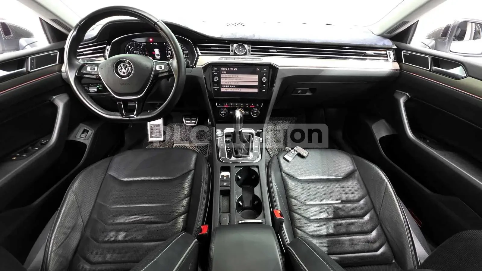 VW Arteon 2.0TDI| DINE| 360| DIGITAL| ПАНО| ВКЛ.ТЕХНОТЕСТ, снимка 2 - Автомобили и джипове - 54762140