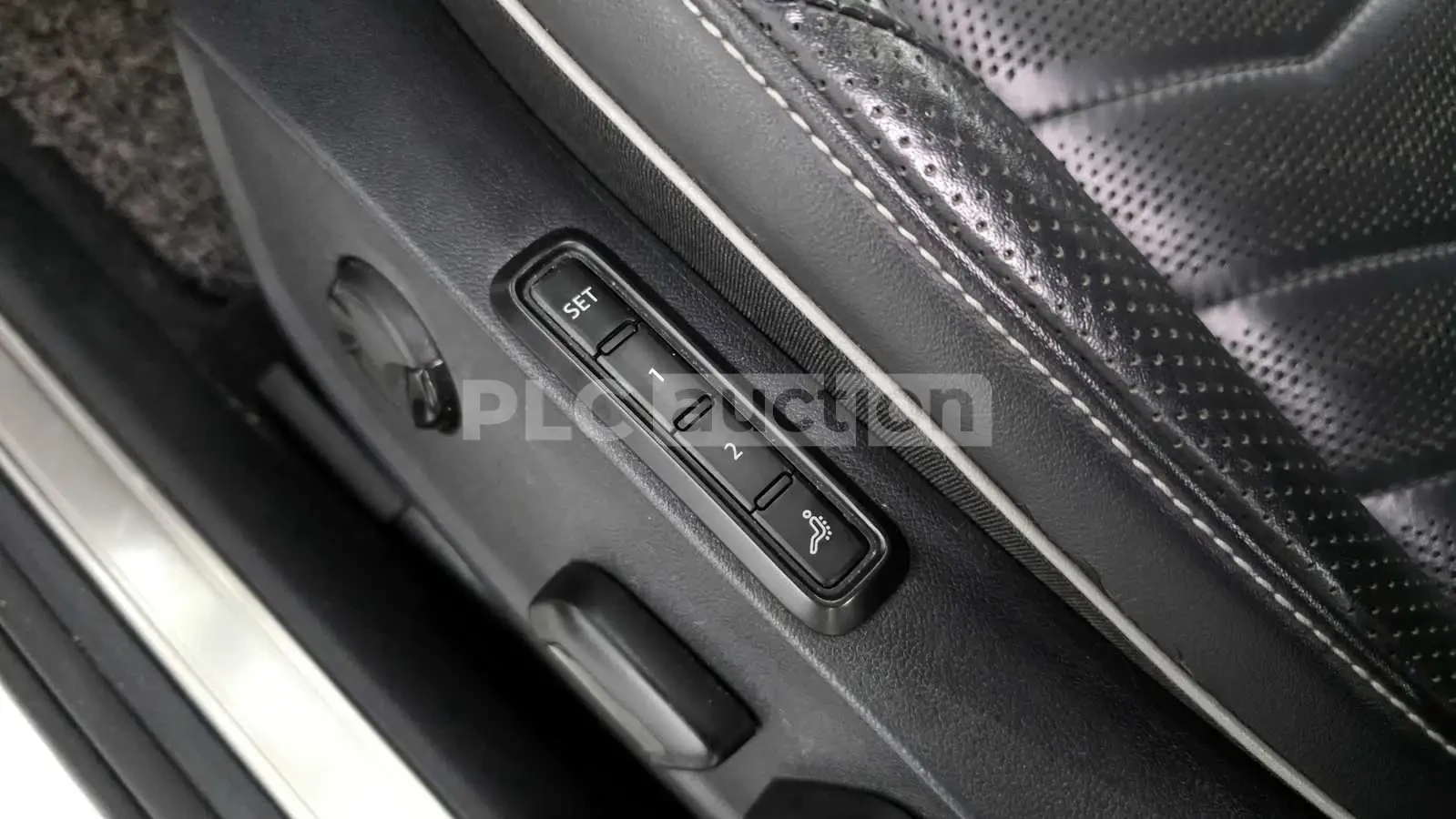 VW Arteon 2.0TDI| DINE| 360| DIGITAL| ПАНО| ВКЛ.ТЕХНОТЕСТ, снимка 12 - Автомобили и джипове - 54762140