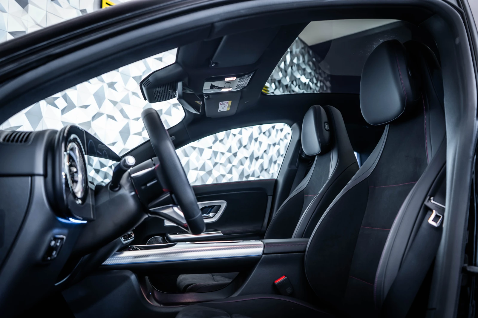 Mercedes-Benz CLA 350 4M AMG* HuD* 360* , снимка 13 - Автомобили и джипове - 55134691