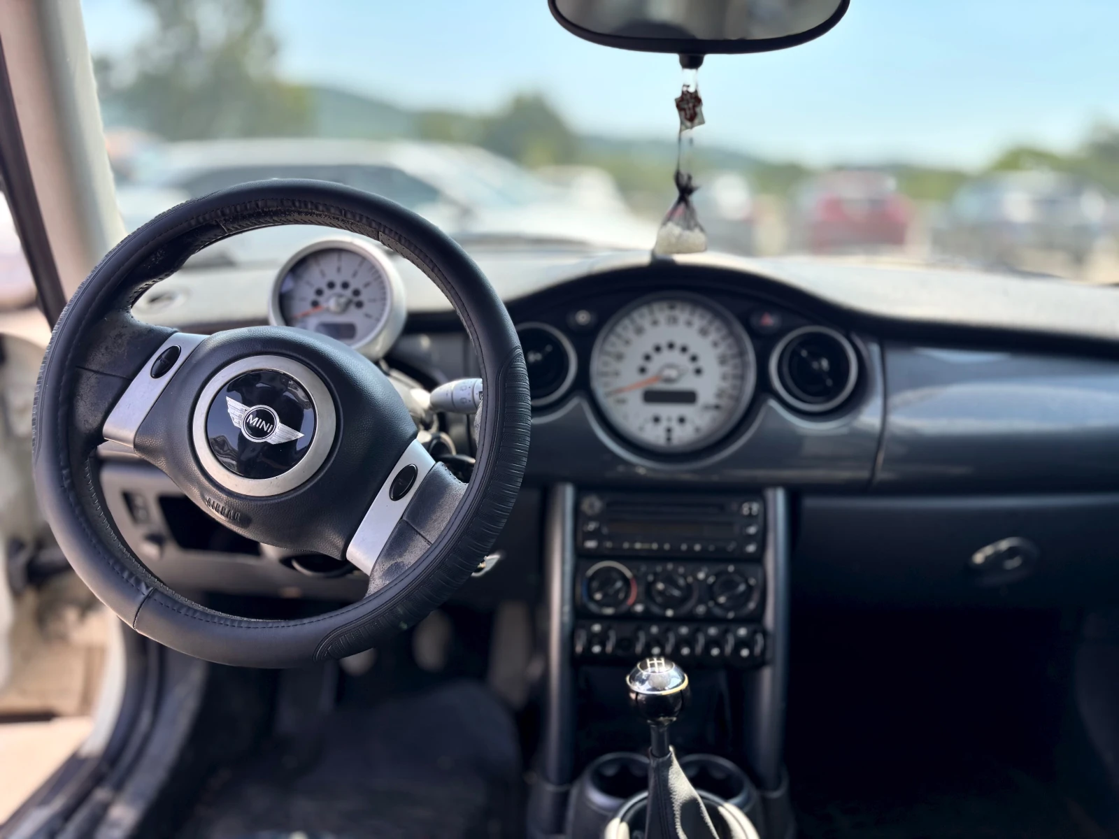 Mini One, снимка 10 - Автомобили и джипове - 55155250