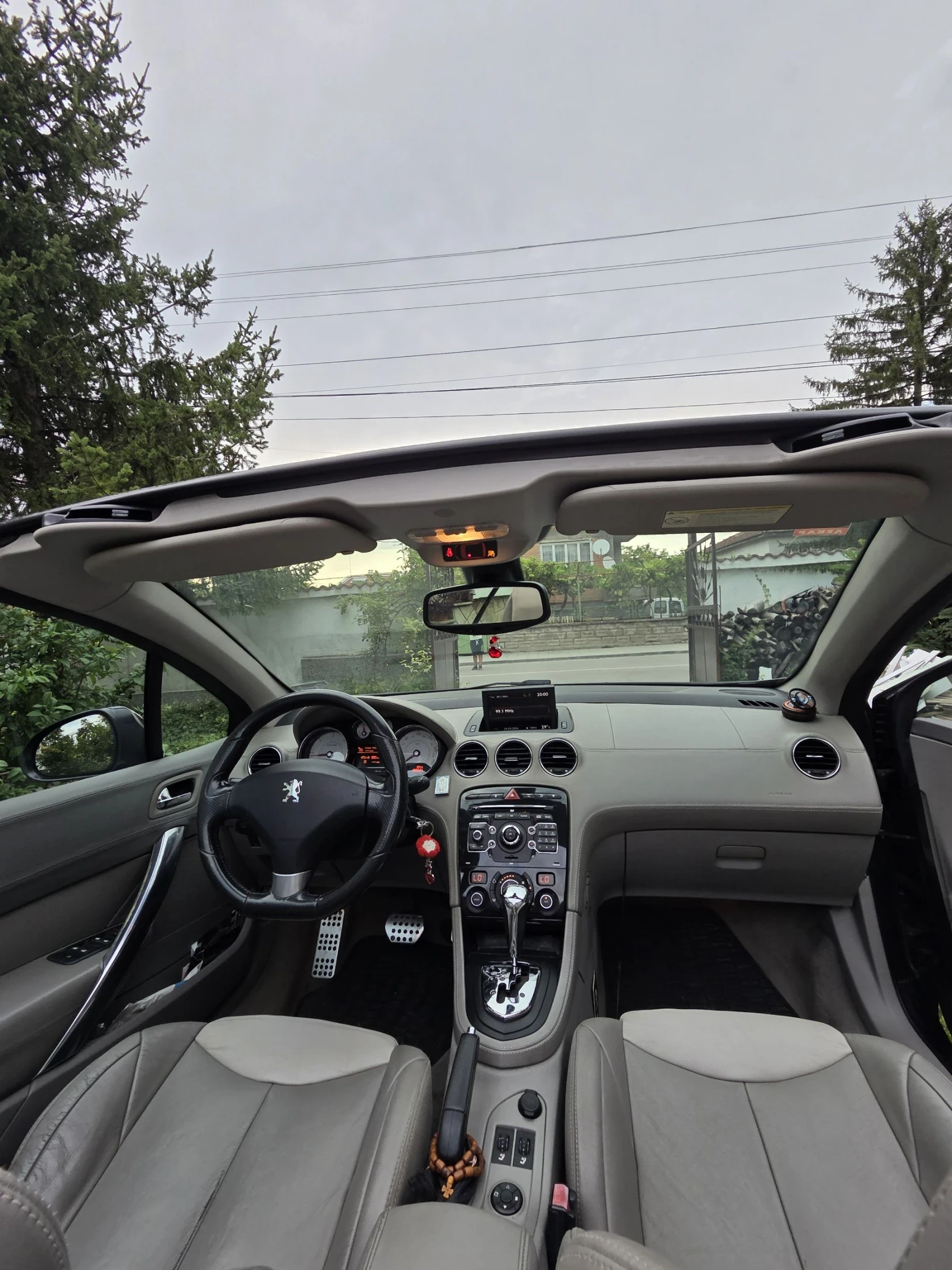 Peugeot 308 CC, снимка 11 - Автомобили и джипове - 55278916