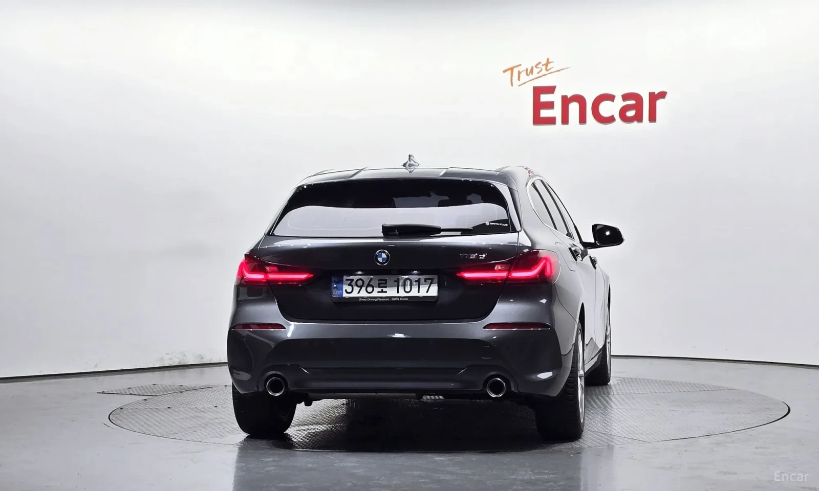 BMW 118 JOY ПОДГРЕВ| NAVI| ЕЛ САЛОН| ПАРКТРОНИЦИ| , снимка 3 - Автомобили и джипове - 55320968