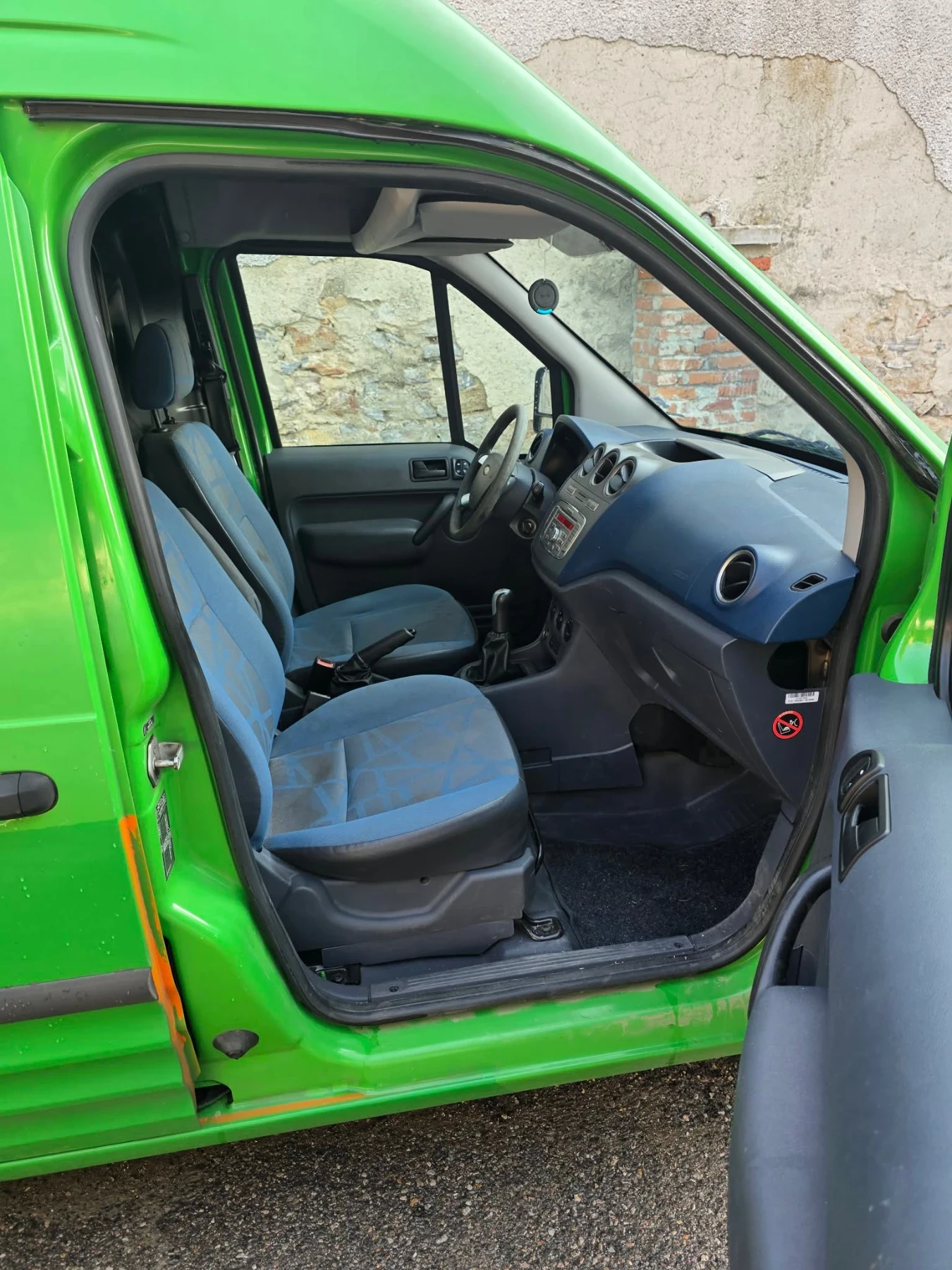Ford Tourneo Connect Ван, снимка 9 - Автомобили и джипове - 55385142