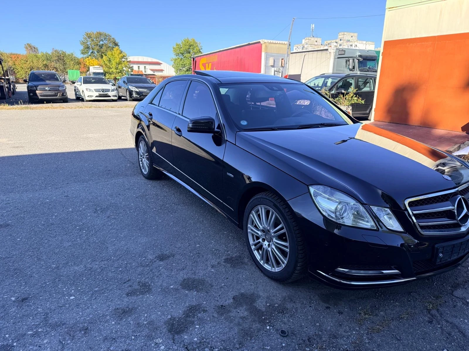 Mercedes-Benz E 300, снимка 3 - Автомобили и джипове - 56289000