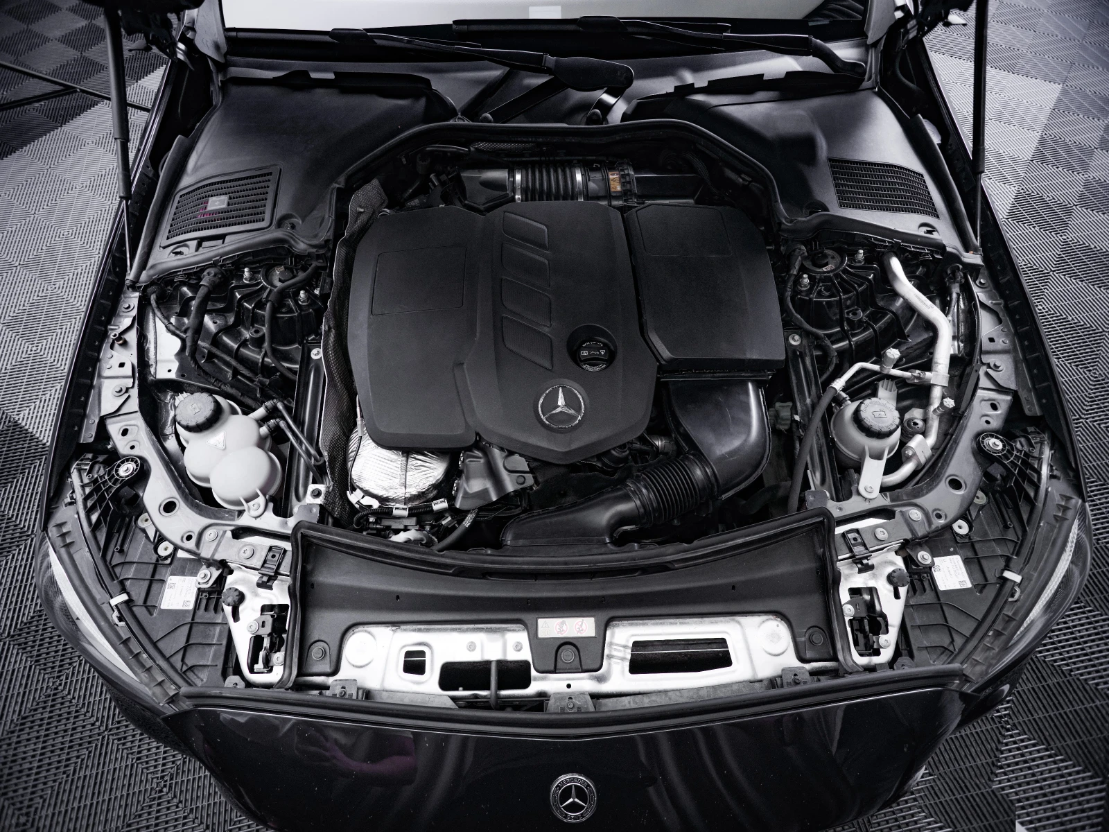Mercedes-Benz C 220 AMG LINE /4Matic/9G Tronic , снимка 12 - Автомобили и джипове - 55546440