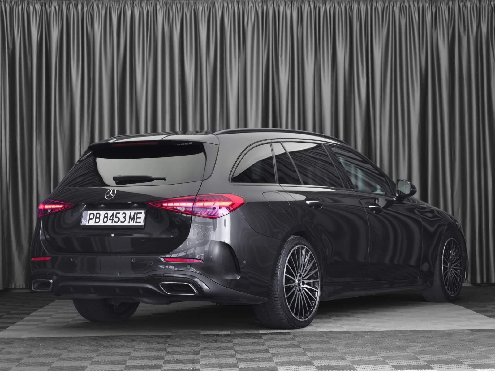 Mercedes-Benz C 220 AMG LINE /4Matic/9G Tronic , снимка 4 - Автомобили и джипове - 55546440
