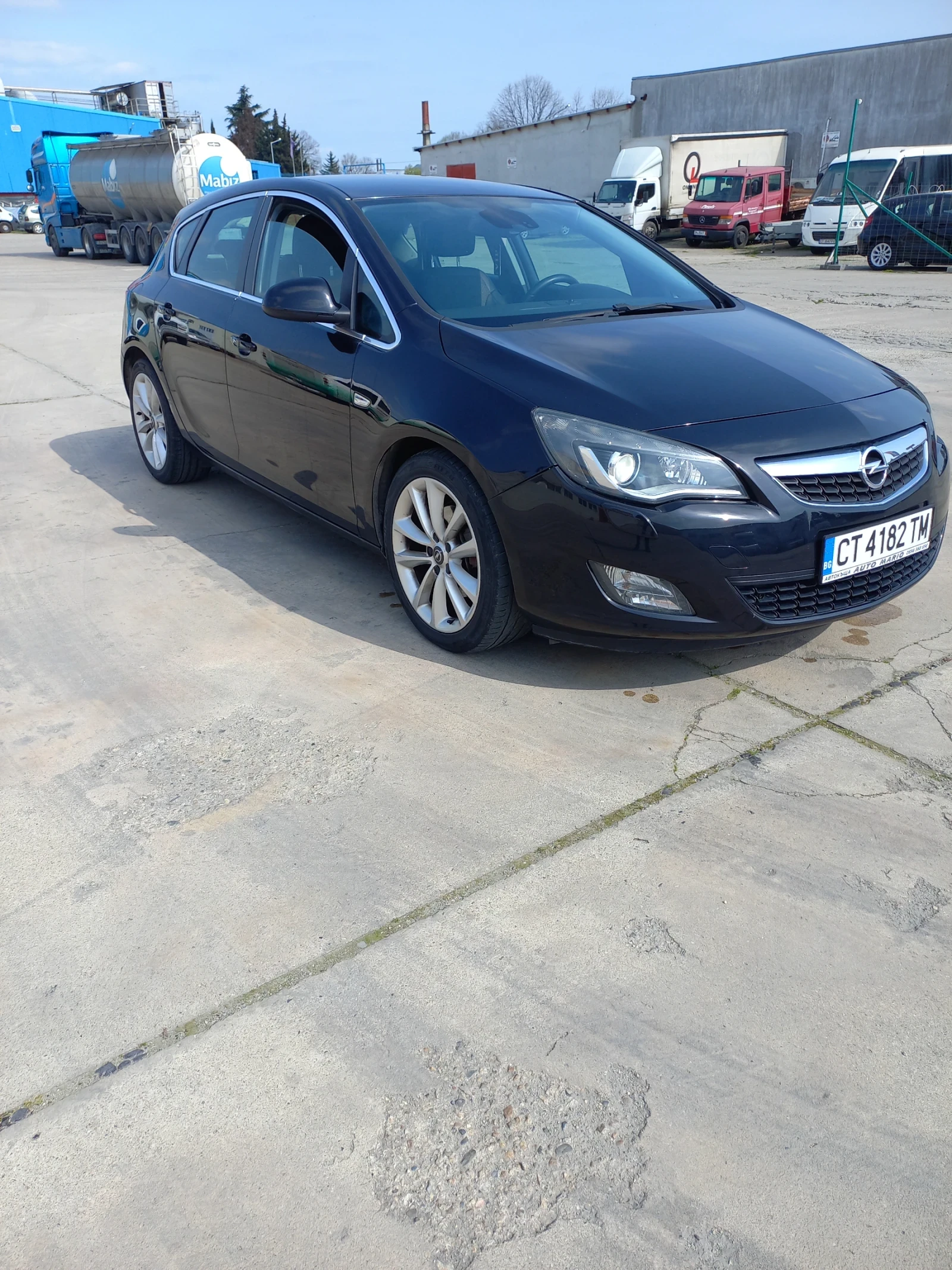 Opel Astra, снимка 8 - Автомобили и джипове - 55602850