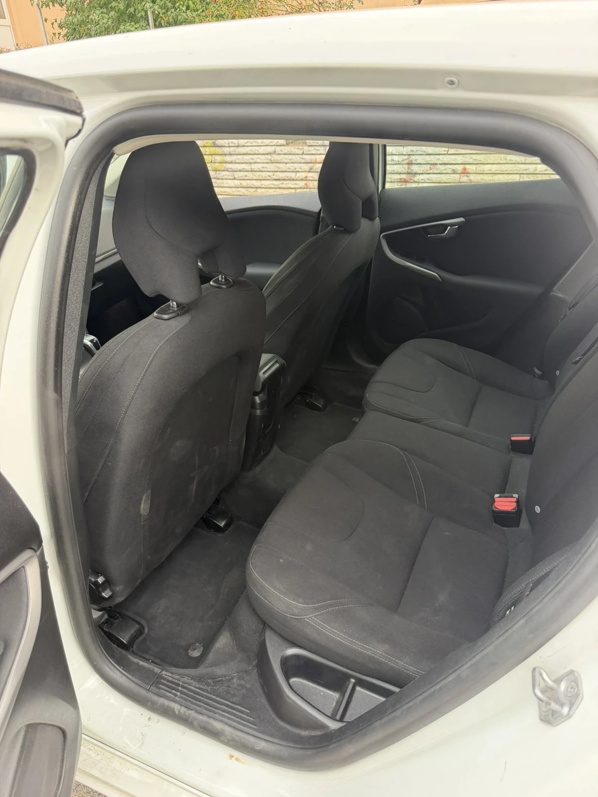 Volvo V40 2.0, снимка 7 - Автомобили и джипове - 56260900