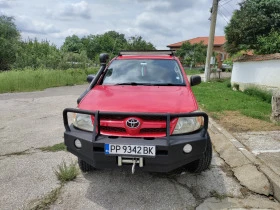 Toyota Hilux, снимка 1