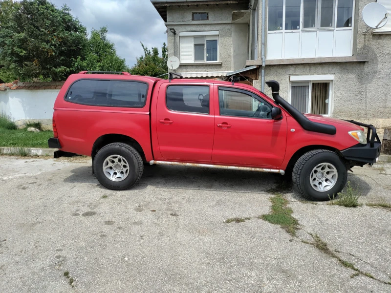 Toyota Hilux, снимка 5 - Автомобили и джипове - 47057786