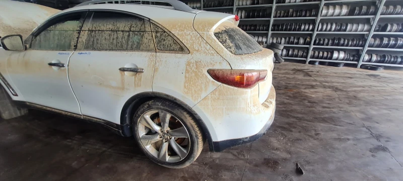 Infiniti Fx 30 D S  4х4  V9X   САМО НА ЧАСТИ , снимка 3 - Автомобили и джипове - 47270980