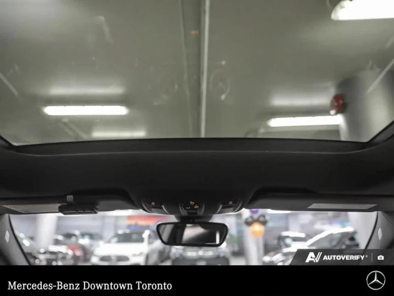 Mercedes-Benz GLA 250 AMG packet* Carplay* Пано* Подгрев, снимка 16 - Автомобили и джипове - 52317598