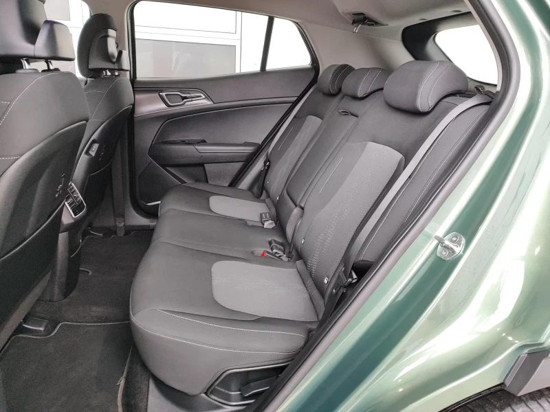 Kia Sportage PHEV/265HP/VISION/AWD/CAM/LED/NAVI/DIGI/555g, снимка 15 - Автомобили и джипове - 52320721