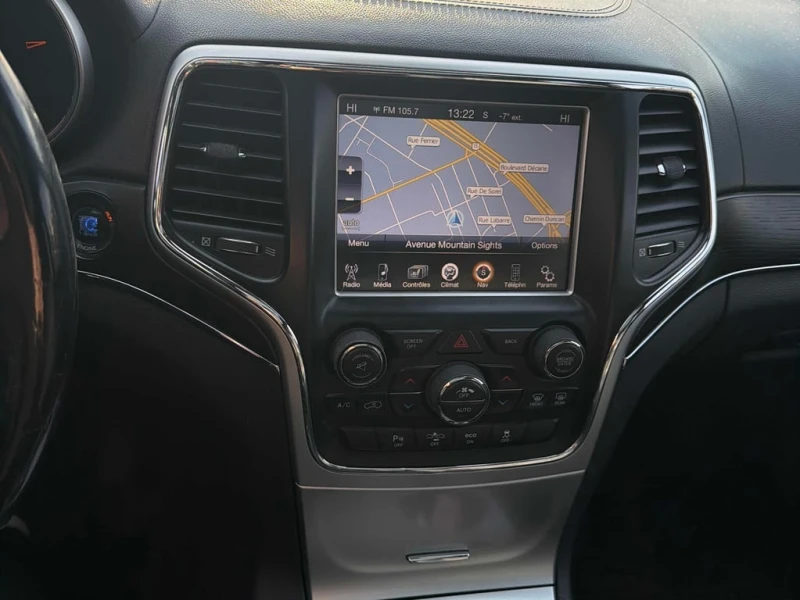 Jeep Grand cherokee * Summit * CARFAX * БЕЗ ПЪРВОНАЧАЛНА ВНОСКА, снимка 9 - Автомобили и джипове - 52794994