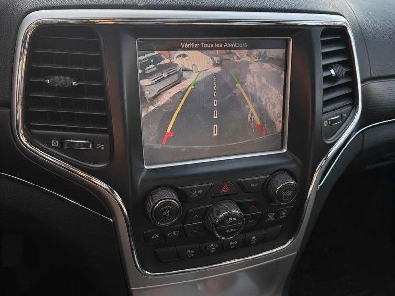 Jeep Grand cherokee * Summit * CARFAX * БЕЗ ПЪРВОНАЧАЛНА ВНОСКА, снимка 13 - Автомобили и джипове - 52794994