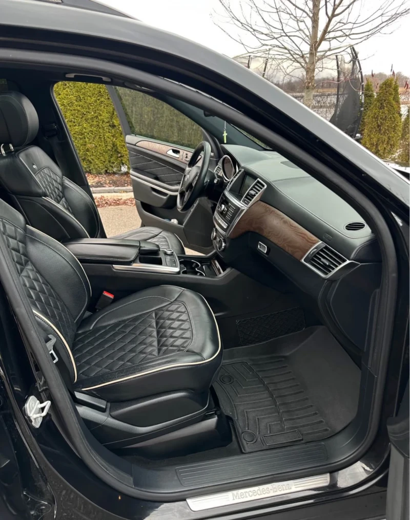 Mercedes-Benz GL 350 BLUETEC * * CARFAX * * АВТО КРЕДИТ * * , снимка 11 - Автомобили и джипове - 52903288
