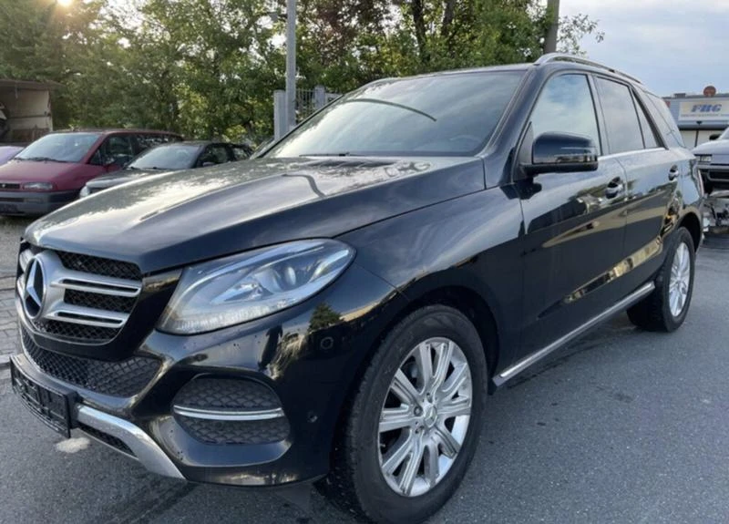 Mercedes-Benz GLC 220, снимка 6 - Автомобили и джипове - 37903898