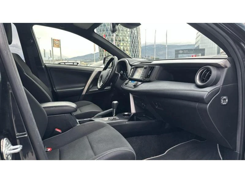 Toyota Rav4 2.5 HSD 2WD DYNAMIC, снимка 6 - Автомобили и джипове - 52950294