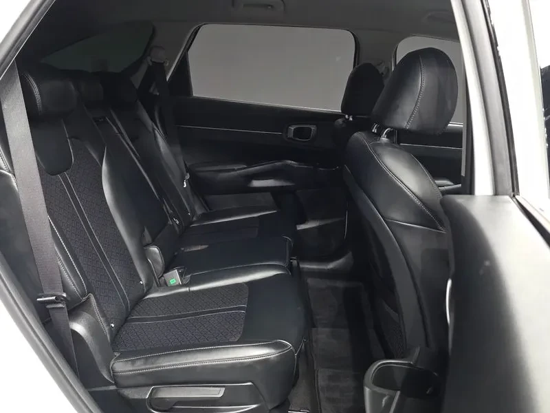 Kia Sorento 2.2 CRDi   2022   202 к.с.   ТОП ЦЕНА, снимка 10 - Автомобили и джипове - 55047723