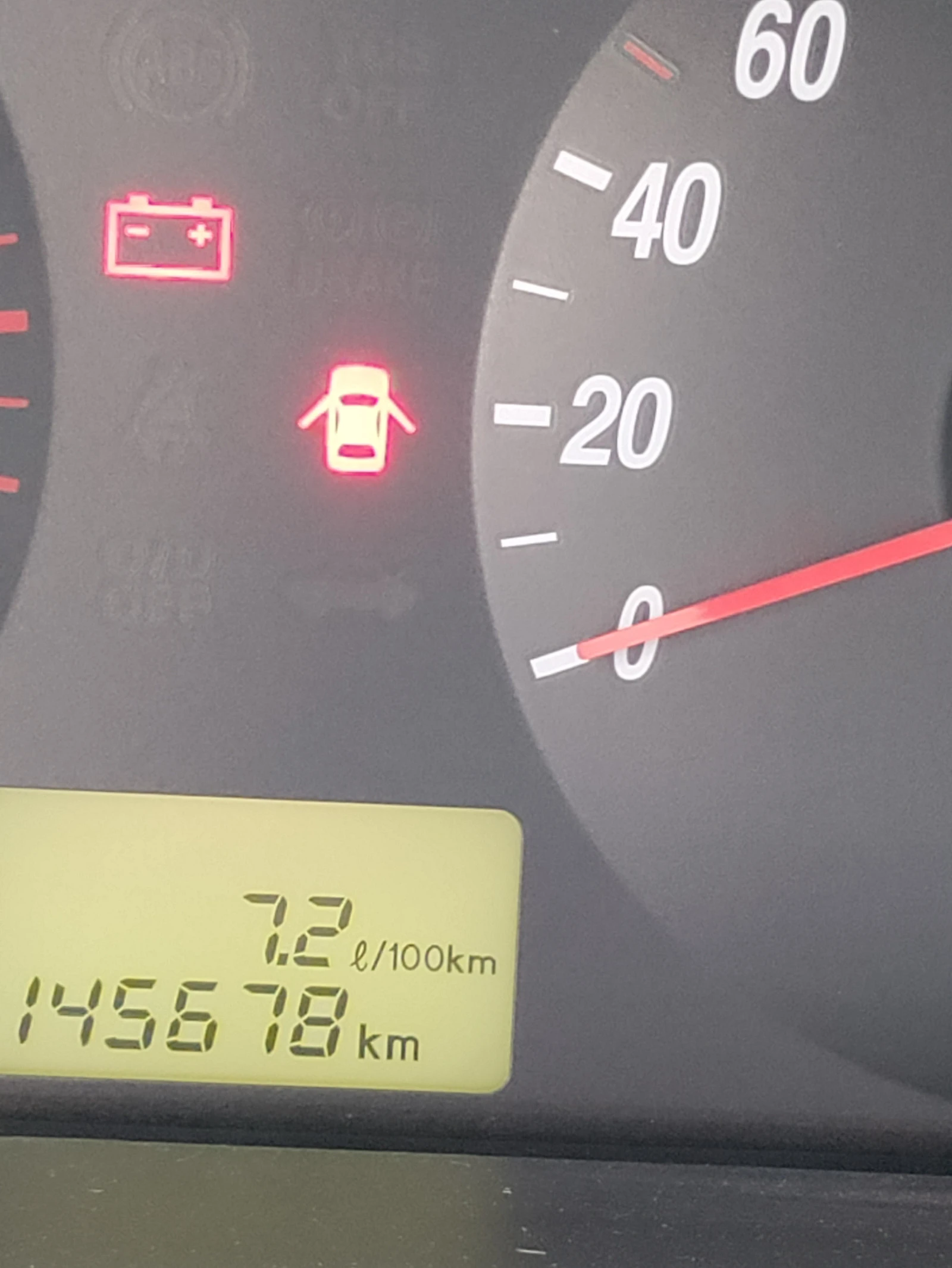 Toyota Hilux | Mobile.bg   14