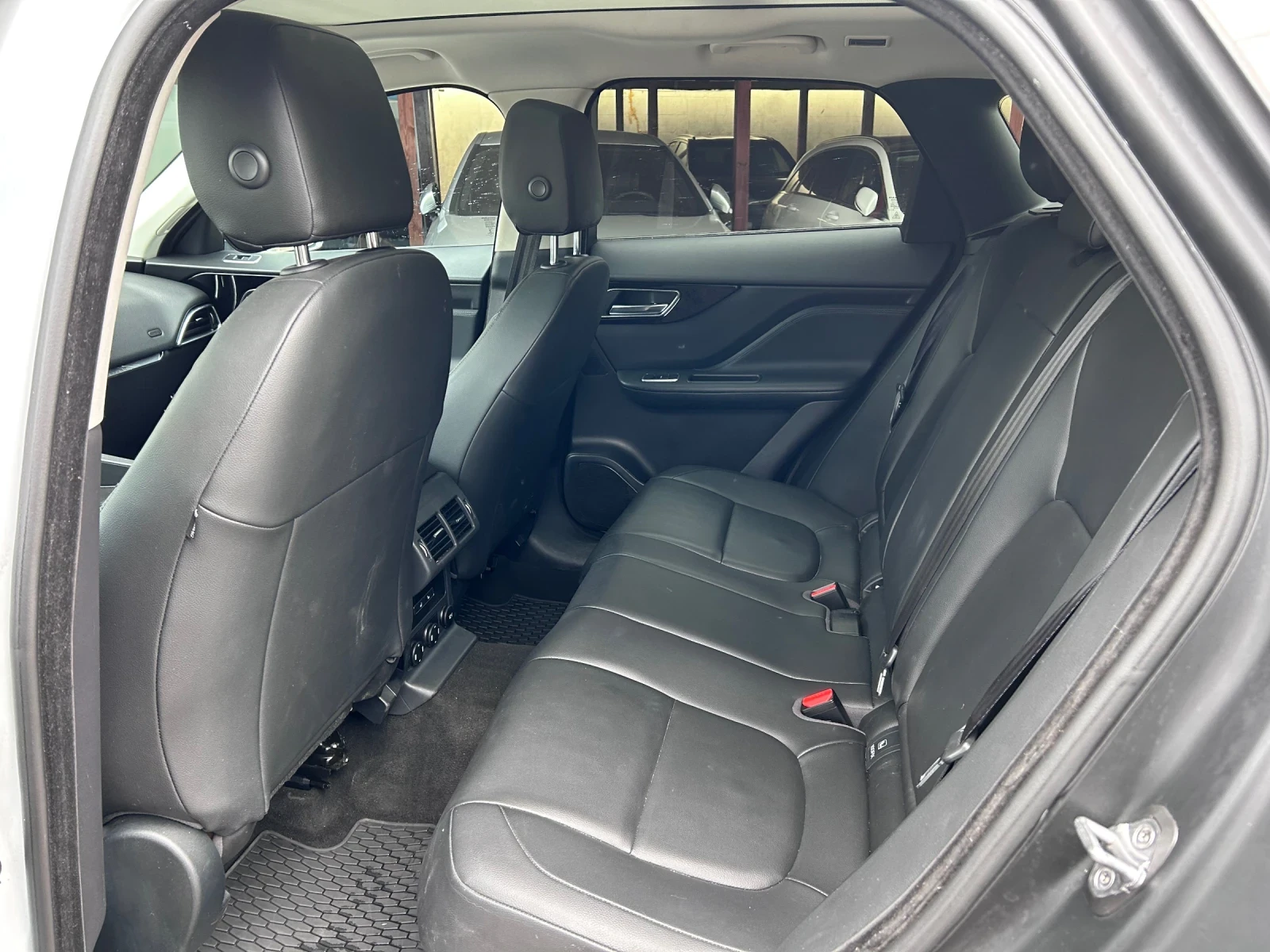 Jaguar F-PACE 35t AWD | Mobile.bg   13