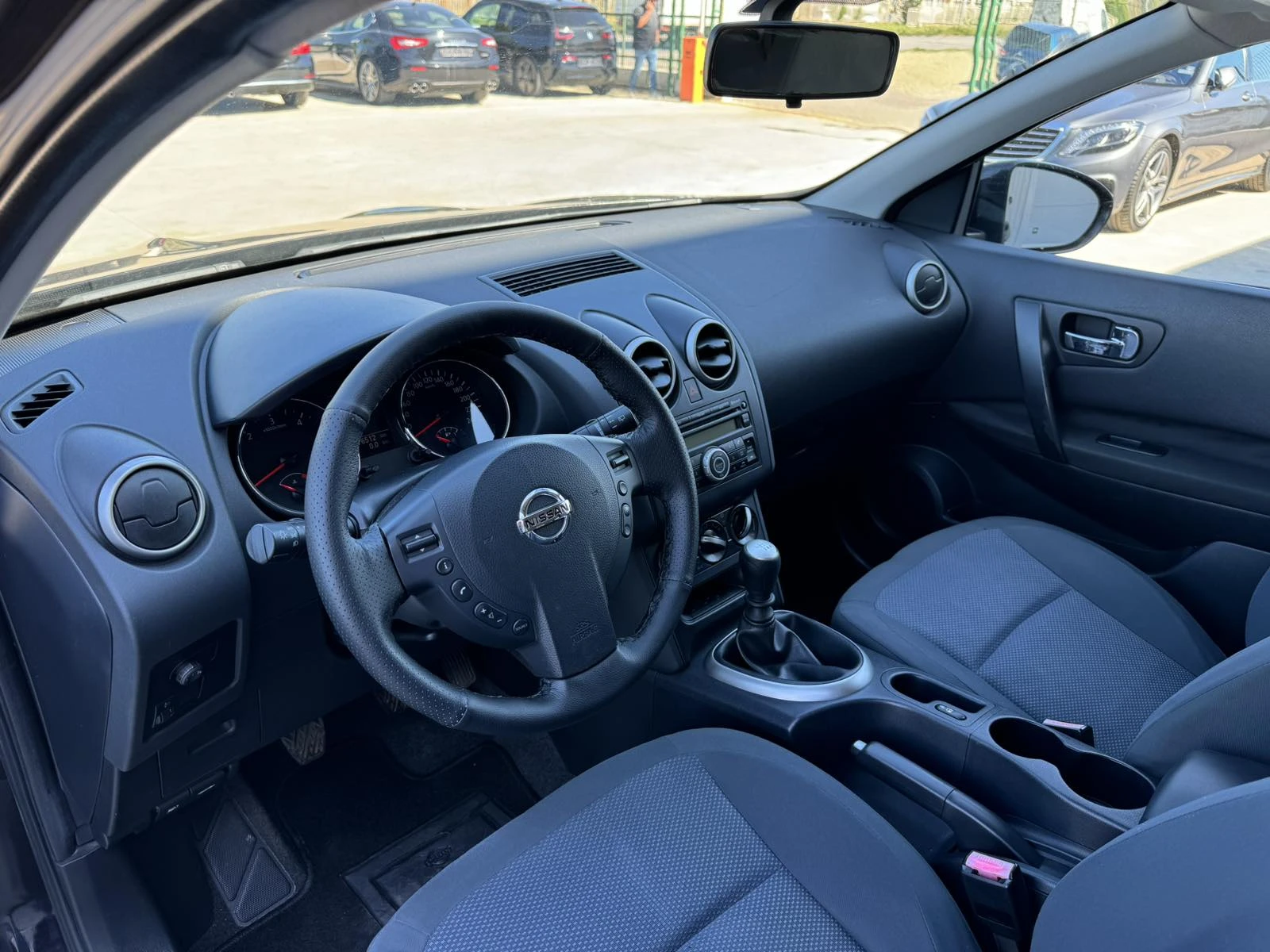 Nissan Qashqai + 2* 1.5* 105ps* 7места* Паркт* Панорама*  - изображение 9