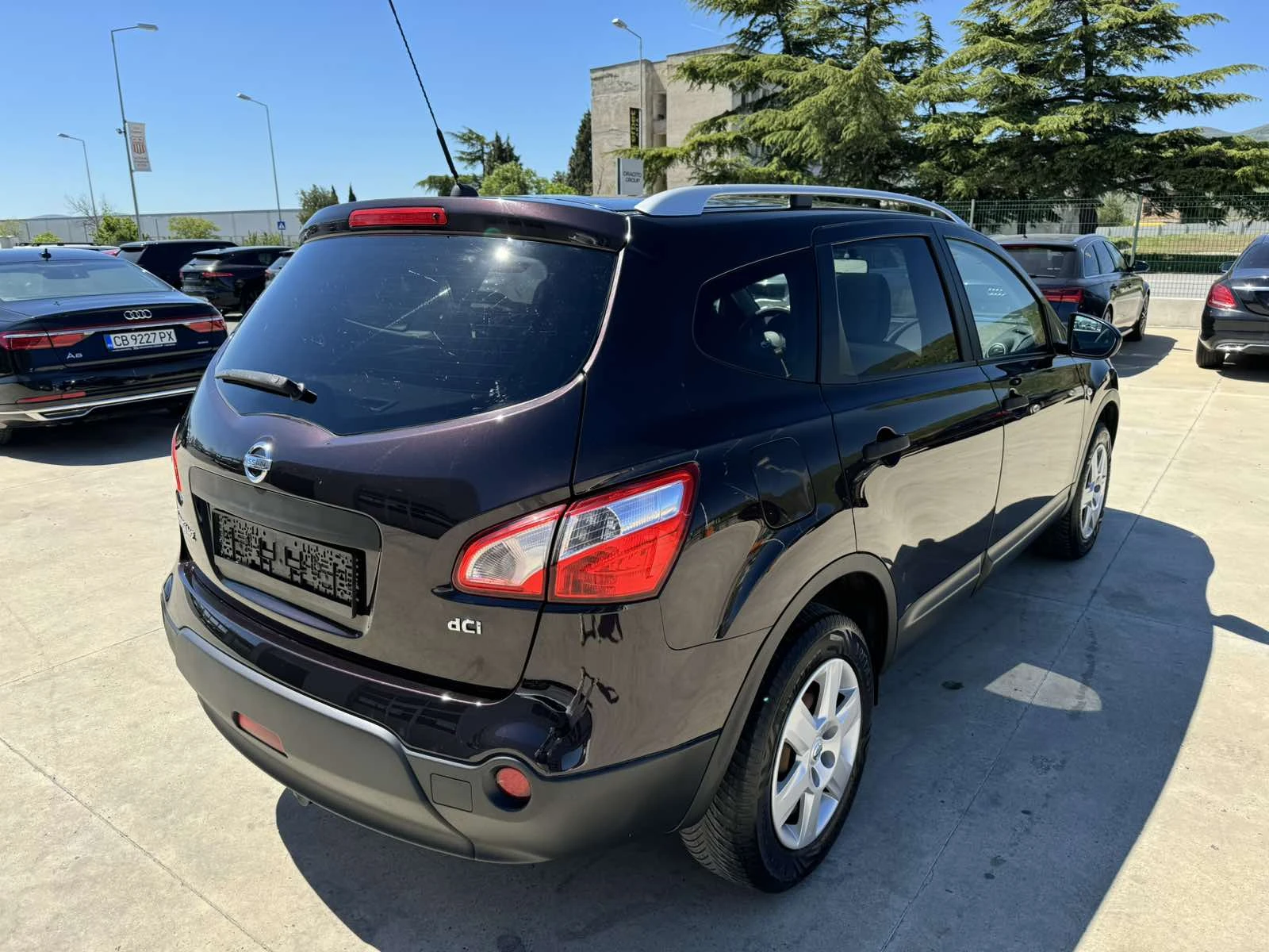Nissan Qashqai + 2* 1.5* 105ps* 7места* Паркт* Панорама*  - изображение 5