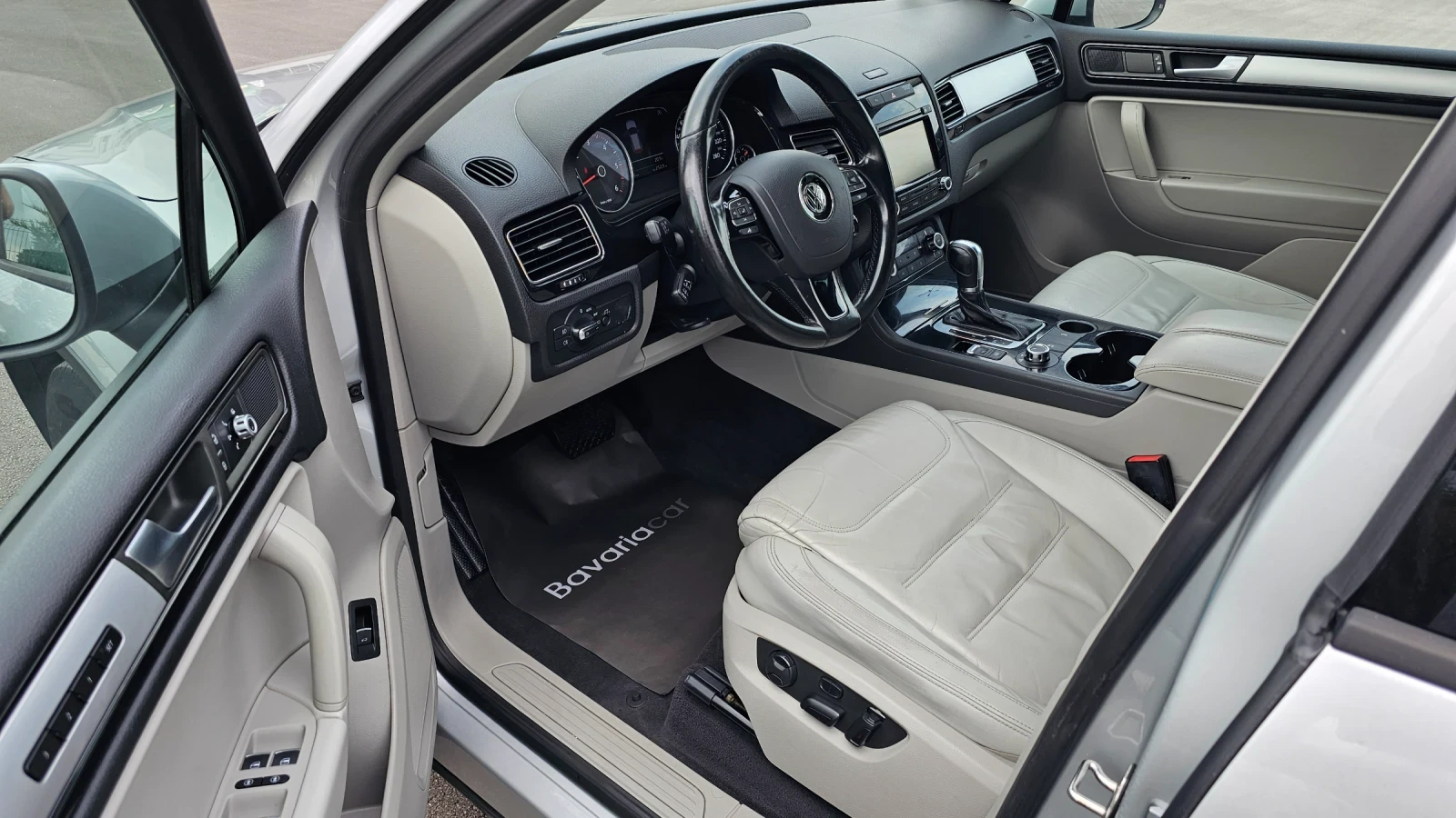 VW Touareg Germany* Печка* 4x4* Aut.* 3.0 V6 TDI 204ps - изображение 10