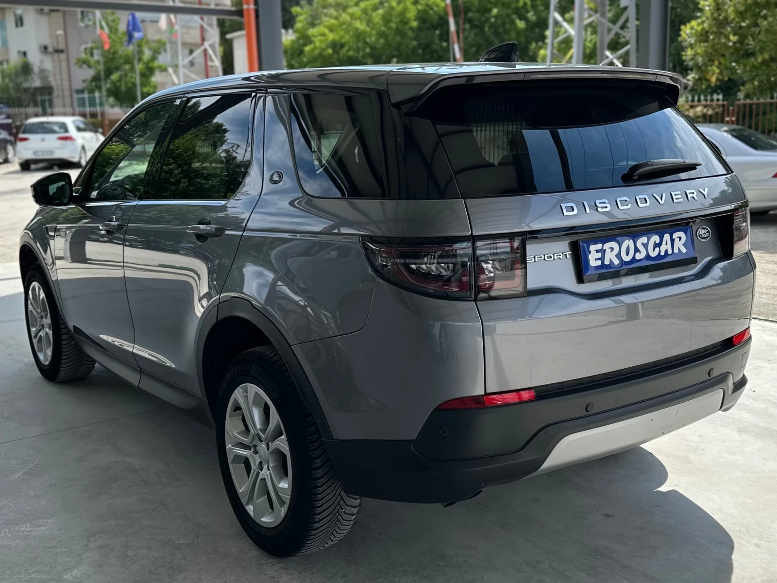 Land Rover Discovery Sport 2.0d/4x4/6+ 1/360Camera/AppleCarPlay/Android Auto/ - изображение 5