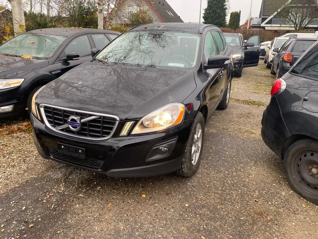 Volvo XC60 D5 AWD SUMMUM | Mobile.bg — изображение 1