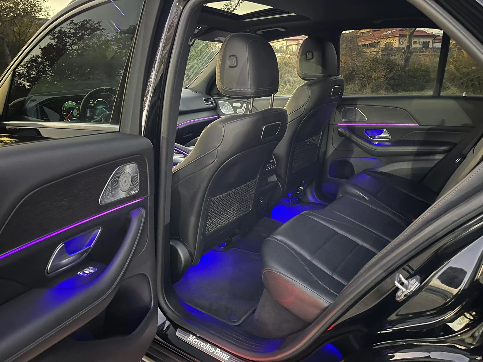 Mercedes-Benz GLE * * * BRABUS PACK 9G PANO 4X4 DISTRONIC* * *  - изображение 10