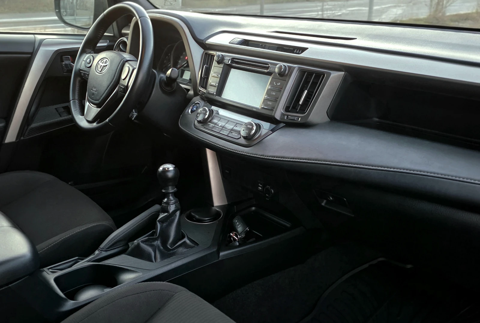 Toyota Rav4 2.0D4D 124ps 4x4 60000km !!! NAVI/KAMERA/SPORT, снимка 8 - Автомобили и джипове - 53804224